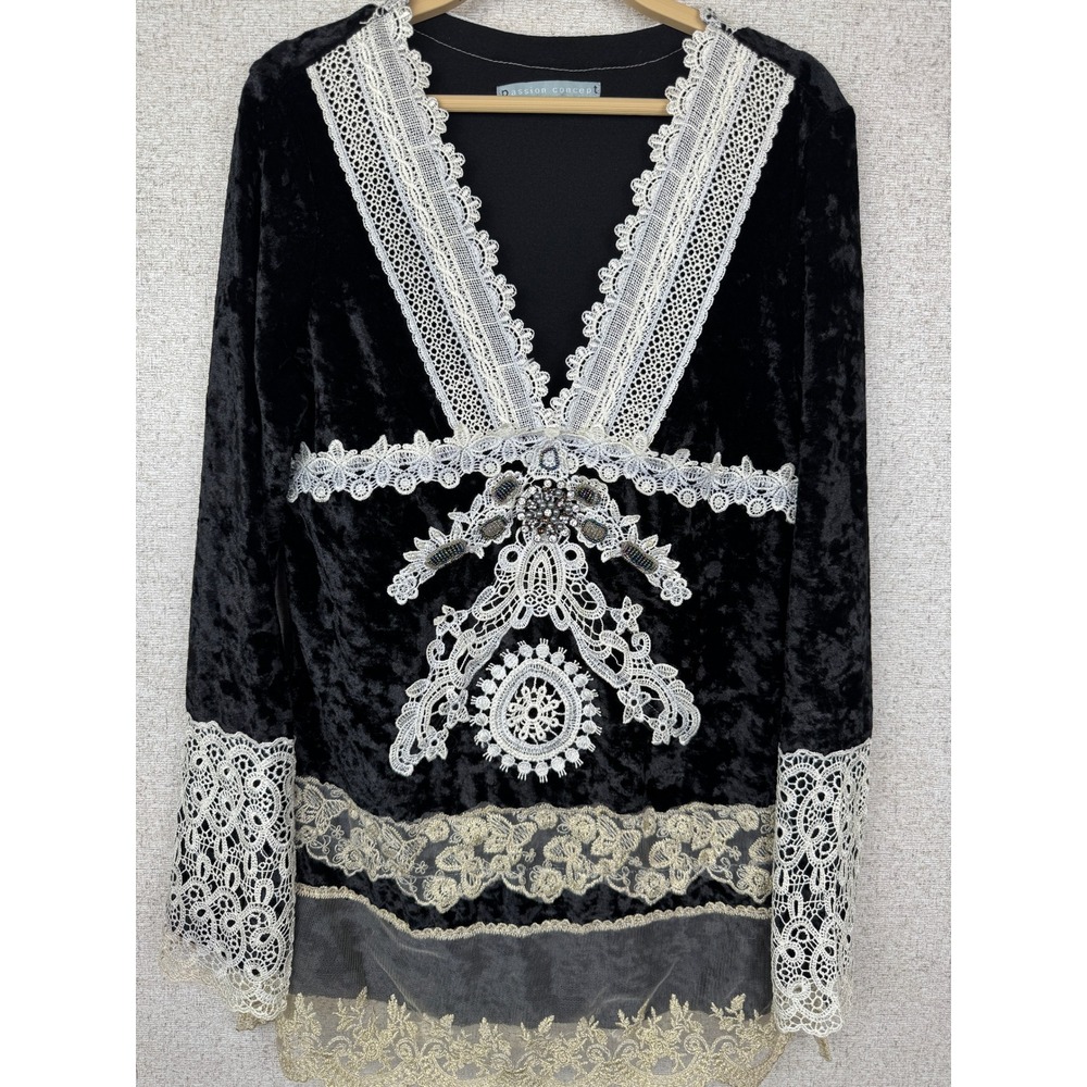 Passion Concept Black Velvet Lace Tunic Top Boho Victorian Beaded Small